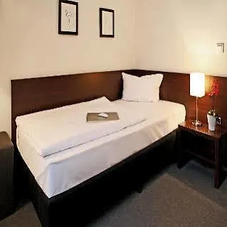 Hotell Luetzow 3*